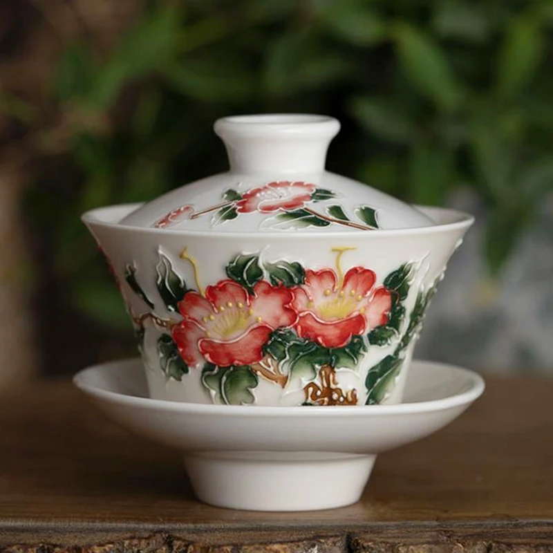 

90ml Creative Gaiwan Relief Hand Painted Ceramic Porcelain Tea Bowl with Lid Saucer Kit Kung Fu Tea Set Master Cup Teaware Gift