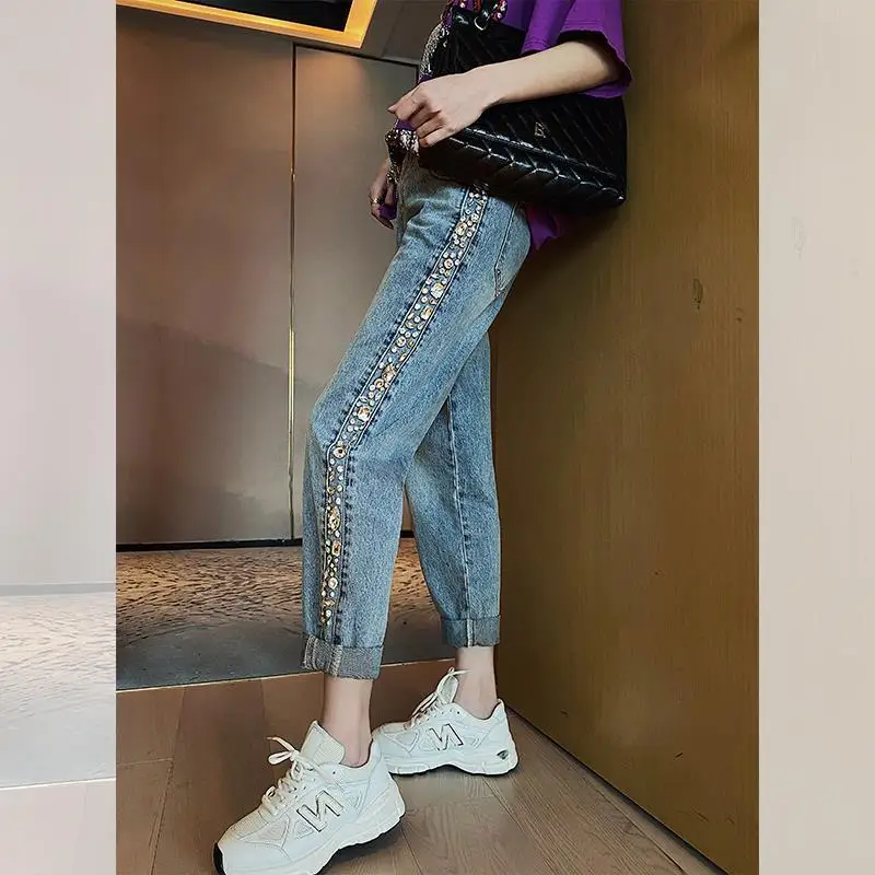 

Женские джинсы со стразами и высокой талией, новинка 2021, осенняя модная одежда, прямые брюки, универсальные повседневные свободные джинсовы...