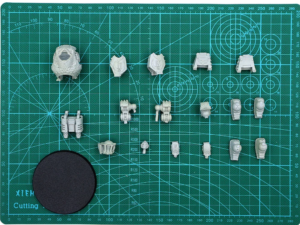 Emperor's children contemptor dreadnought(No weapons) |
