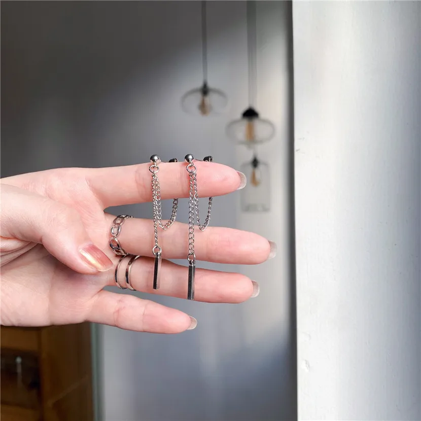

Chain Earrings Minimalist Geometry Drop Earring For Women Punk Style Korean Fashion Paired Things Valentine Day Indie Aesthetic