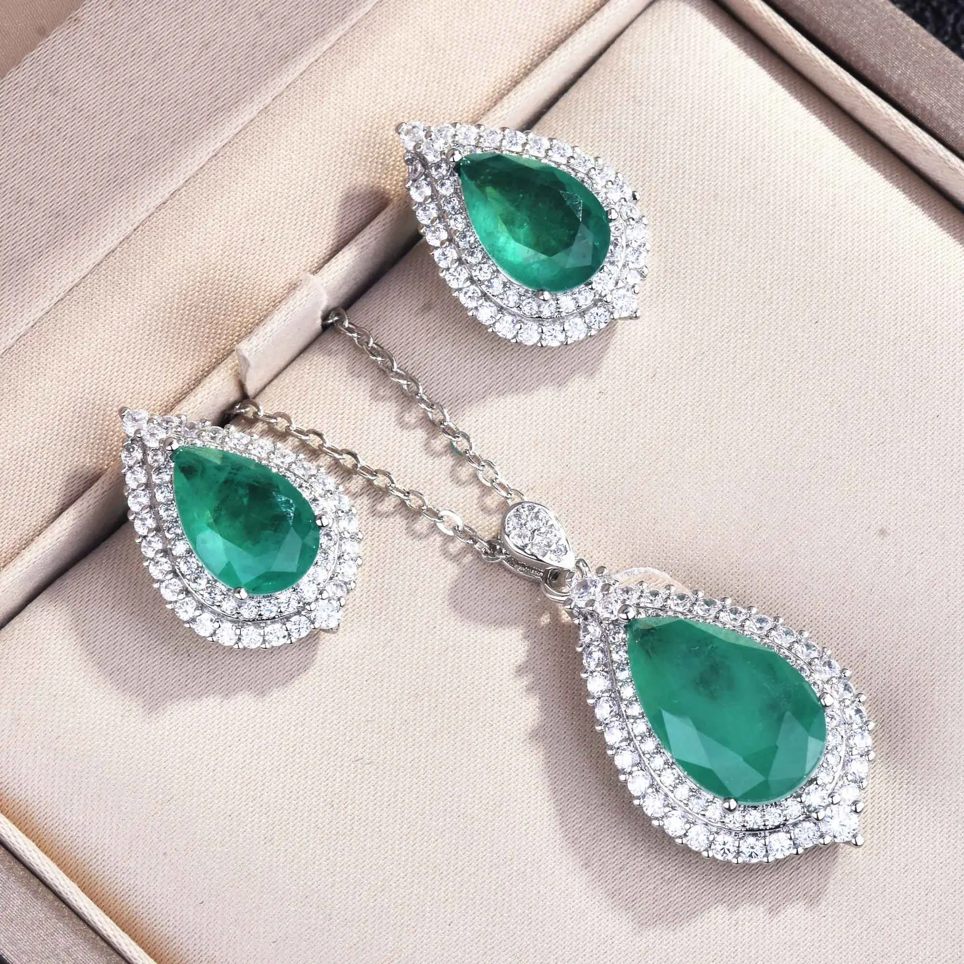 

Luxury Water Drop Lab Emerald Jewelry set 925 Sterling Silver Party Wedding Earrings Necklace For Women Bridal Vintage Jewelry