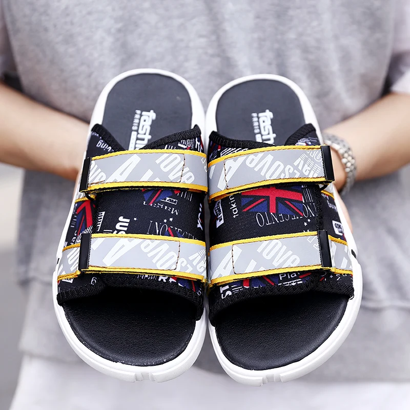 

CYYTL Men Slippers Casual PU Leather Beach Slipper Sandals Summer Slip on Home Flat Bathroom Flip Flops Chinelos Masculino