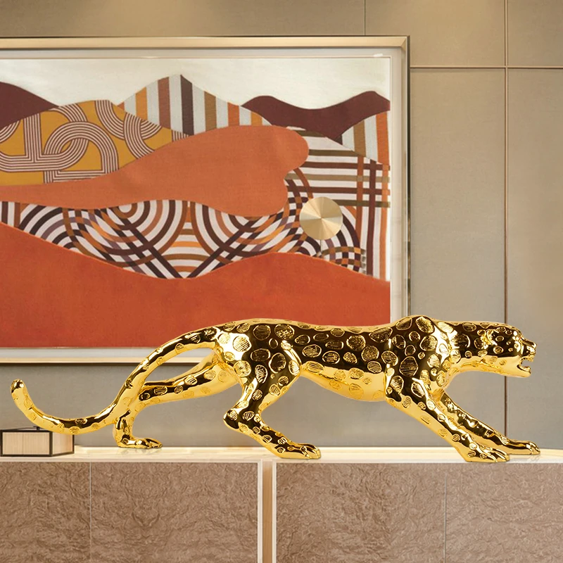 

WU CHEN LONG European Leopard Sculpture Lucky Panthera Pardus Statue Resin Craft Modern Animals Figurines Home Decorate R2768
