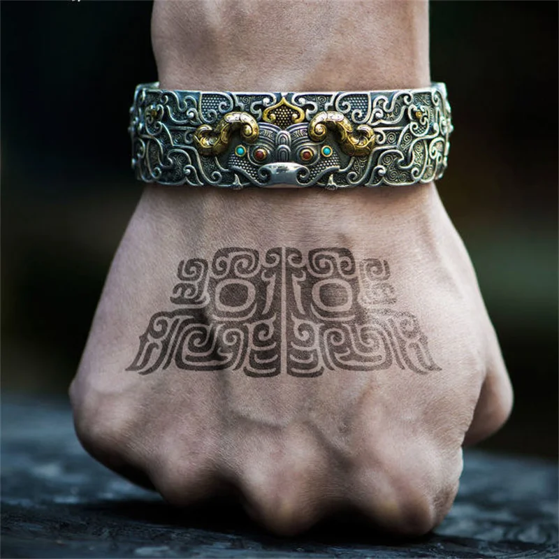 2021 Handmade bracelet carving PI xiu ancient Chinese wind imperious opening bracelet jewelry fashion jewelry wholesale