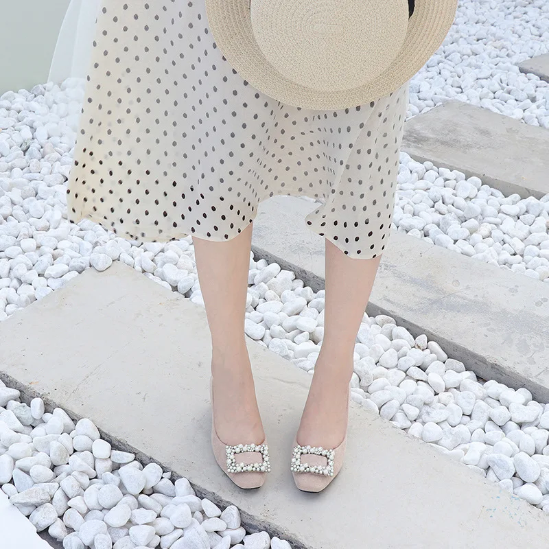 Обувь женские слипоны с жемчугом на высоком квадратном каблуке элегантные