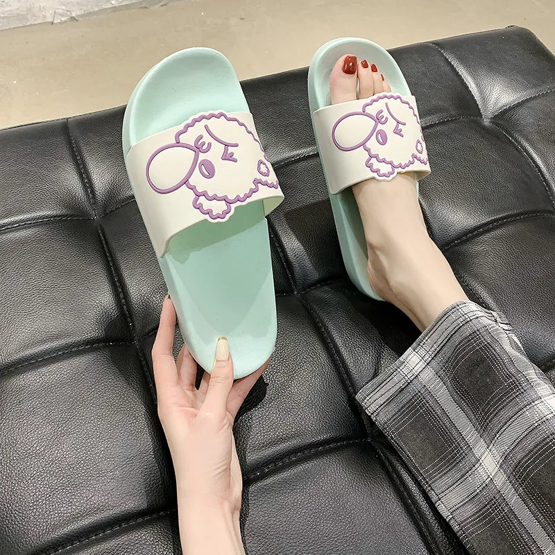 

2021 New Slippers Female Summer Net Red Cool Drag To Wear Fashion To Go Out on The Beach Shoes Female Half Drag Flat