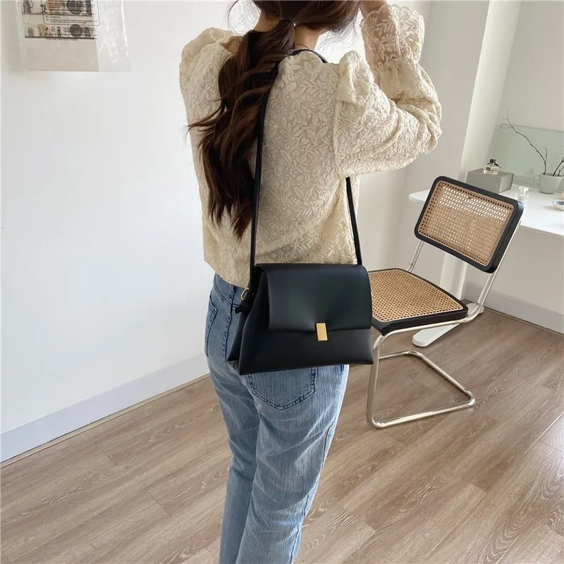 

Women's Elegant Chiffon Shirts Solid Double Layers Peter Pan Collar Flare Sleeves Shirt Lace Crocheted Blouses Autumn Spring