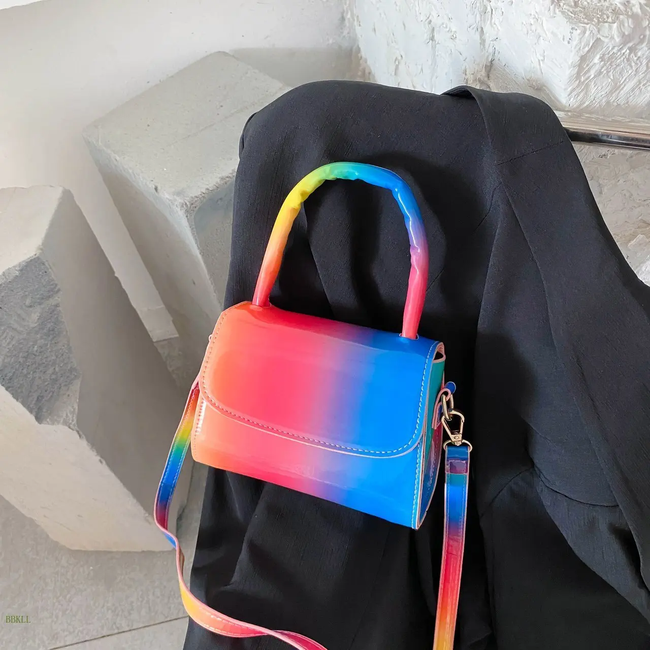 

Luxury texture women's shoulder bag patent leather shiny baguette bag rainbow color high quality all-match small square bag