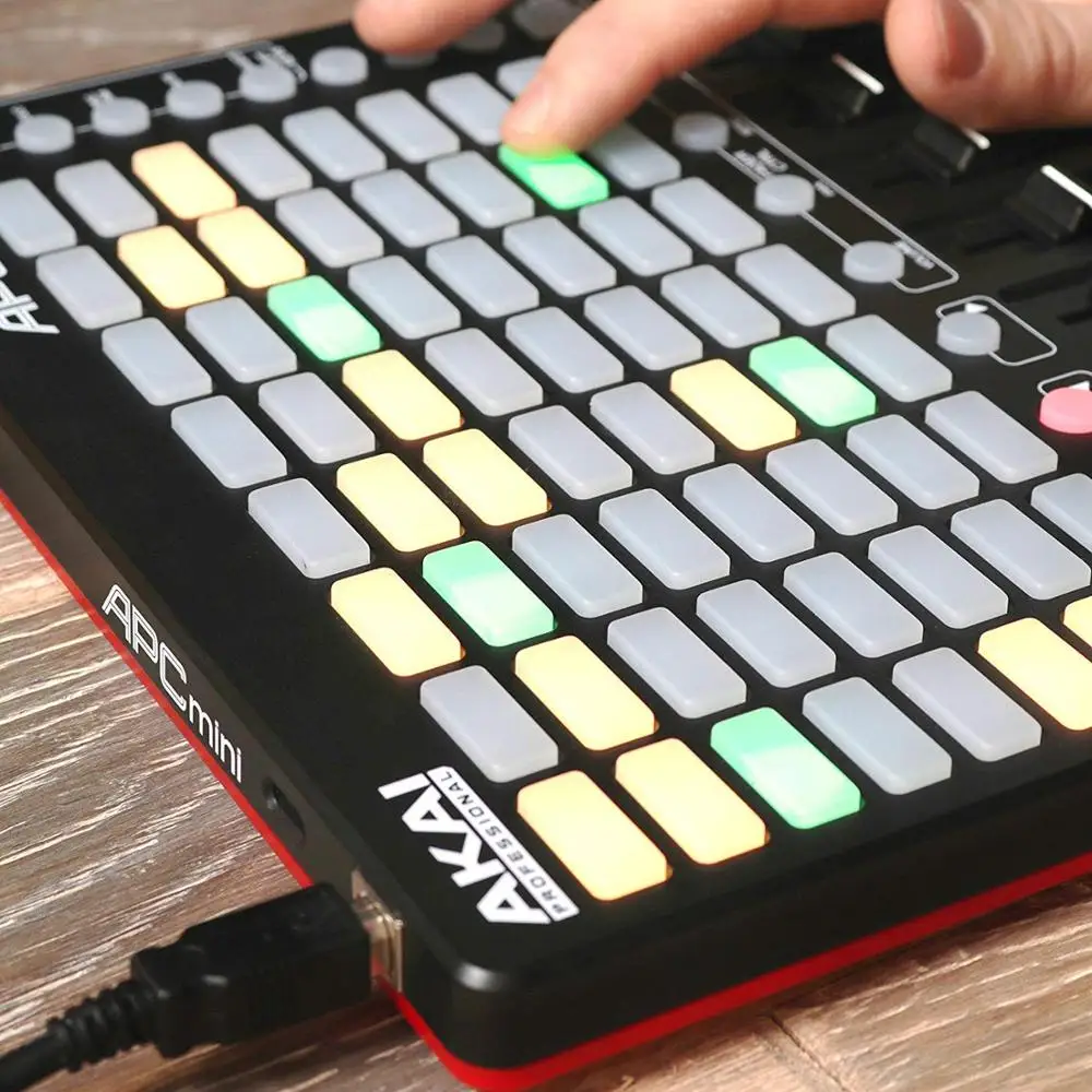 Akai Профессиональный APC Mini Compact Ableton live контроллер и Live загрузка в реальном времени