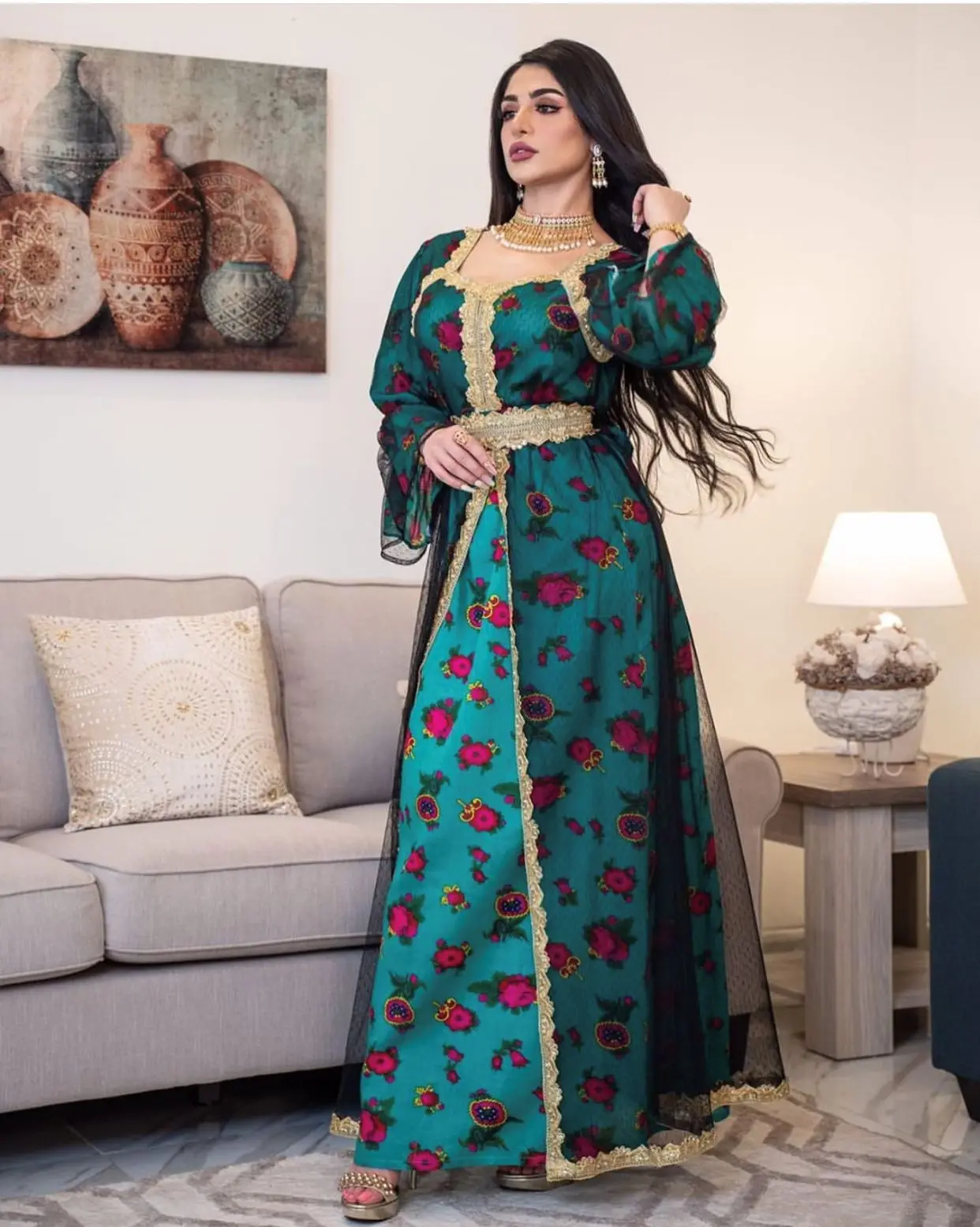 

Ethnic Embroidered Abaya Dress Women Eid Mubarak Middle East Dubai Turkey Moroccan Kaftan Party Robes India islamic clothing