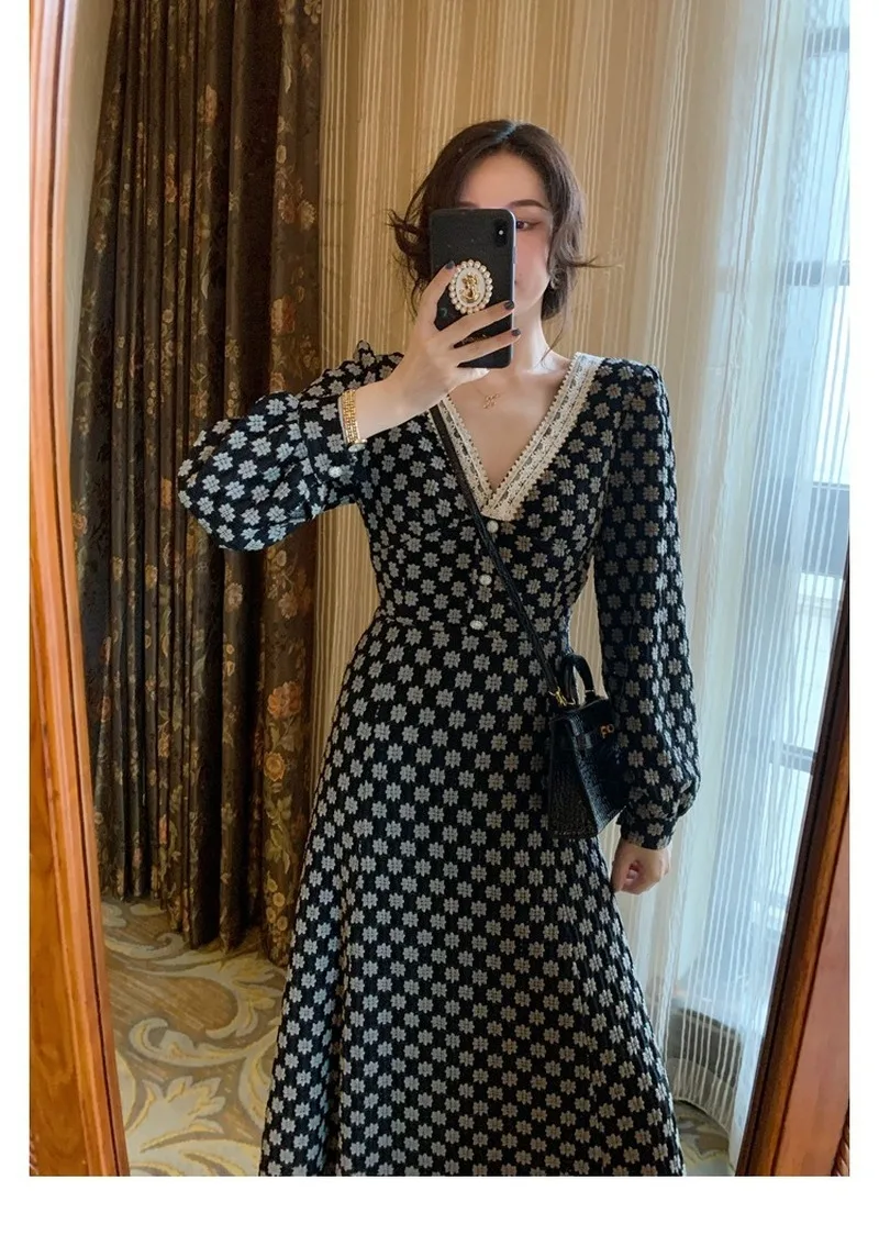 

French Retro Puff Sleeve Lace Slim Floral Dress Cottagecore Women Elegant Fashion V Neck High Waist Pullover Long Sleeve Dress
