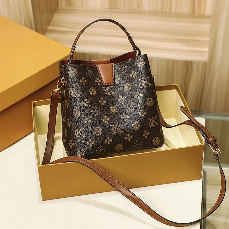 

High-quality First Layer Cowhide High-quality Western-style One-shoulder Messenger Bag Classic Fashion Printing Bucket Bag Bolso