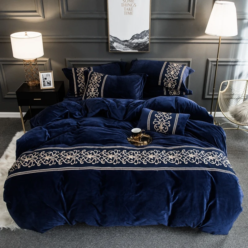 

Velvet Flannel Soft Warm Duvet Cover Set with Chic Embroidery Lace Queen King size 4Pcs Bedding Set with Fitted/Flat Bed sheets