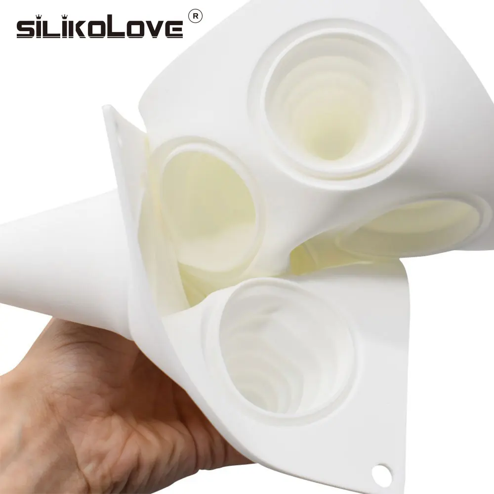 

SILIKOLOVE 8 Cavity Mold Christmas Tree Mouse Silicone Cake Mold Christmas Chocolate Silicon Bakeware Baking Tools