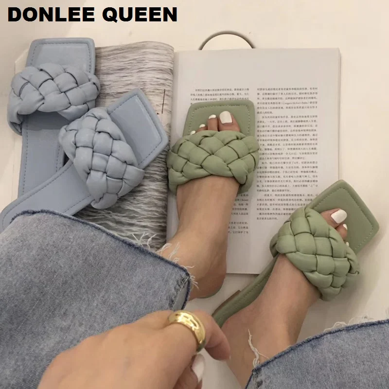 Женские тапочки с квадратным носком