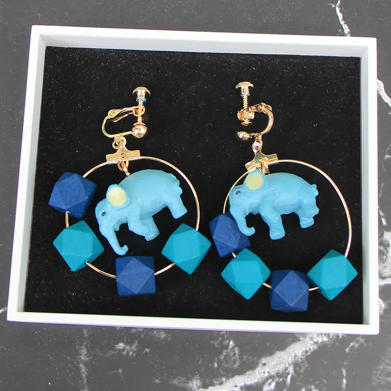 Серьги-клипсы с животным большим кулоном слоником бирюзовыми синими клипсами