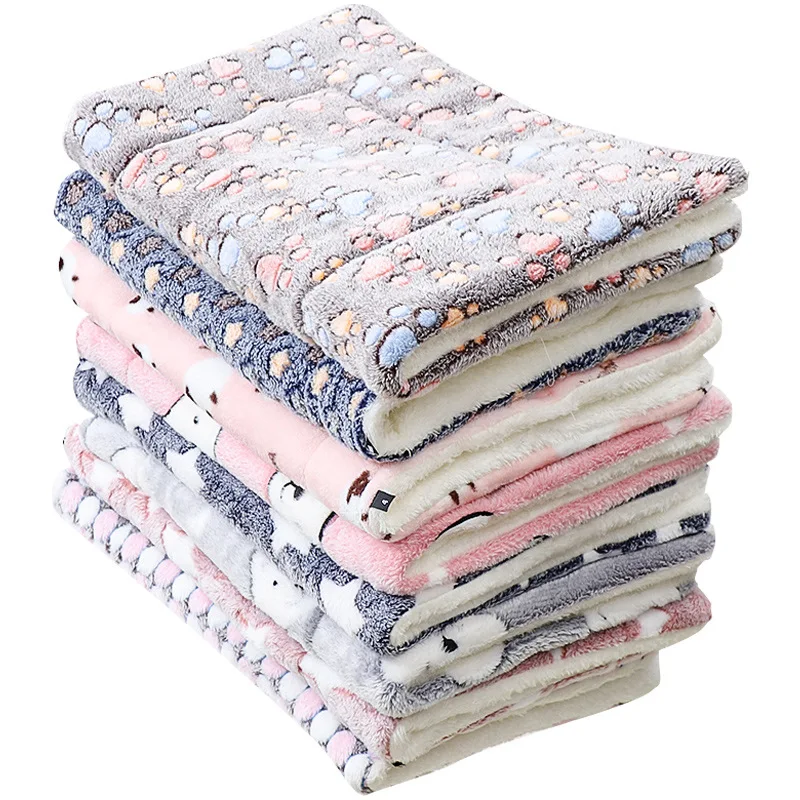

2022 Soft Fleece Pet Pad Blanket Bed Mat Dog Cat Sofa Cushion Home Flannel Thickened Rug Keep Warm Puppy Supplies Casa Gato