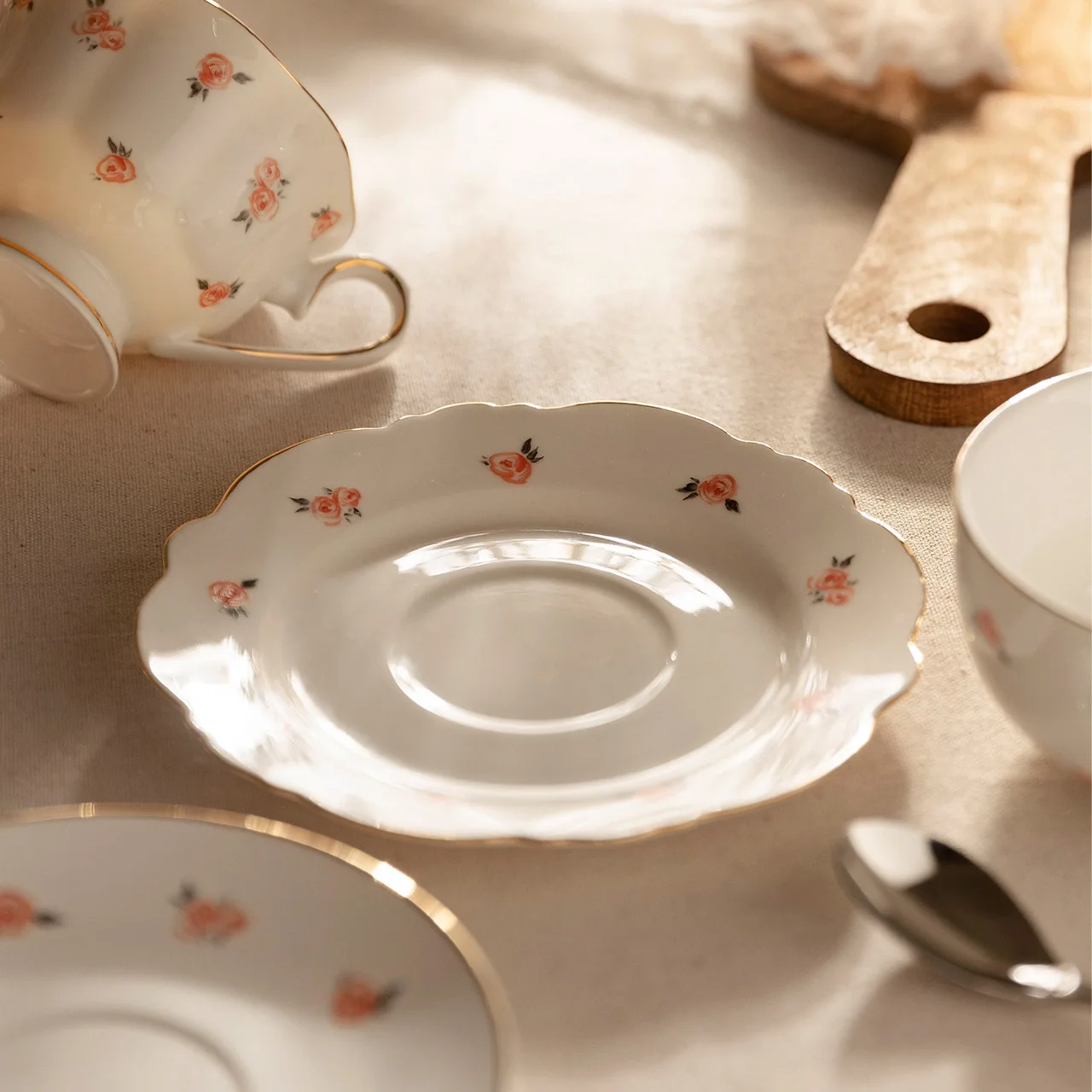 Европейский стиль чашка и блюдце стандартная кофейная кружка чайная с десертным