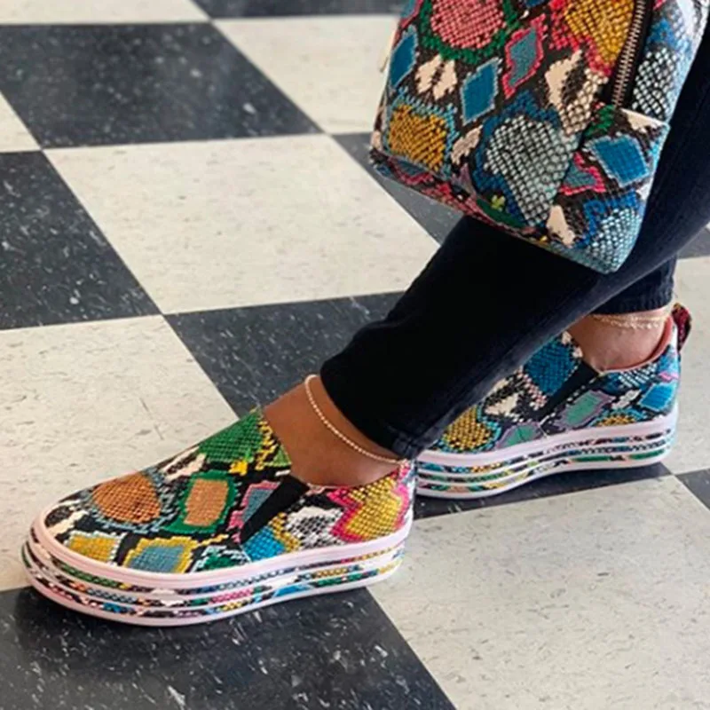 Женские кроссовки из Искусственной Змеиной кожи повседневная обувь на платформе