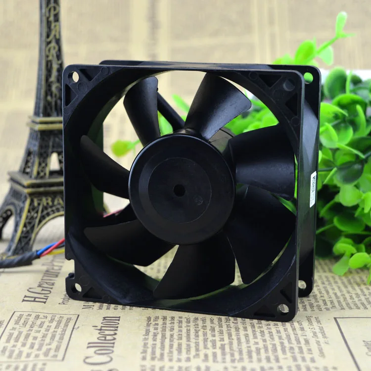 

Nidec M35556-35 DEL3F 12V 1A PowerEdge T300 Server Fan