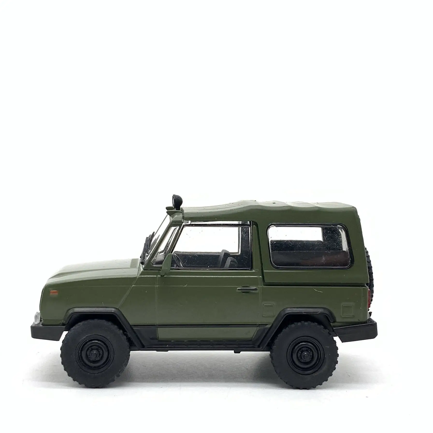 Редкий новый по специальной цене литого металла 1/43 советского Off-модель