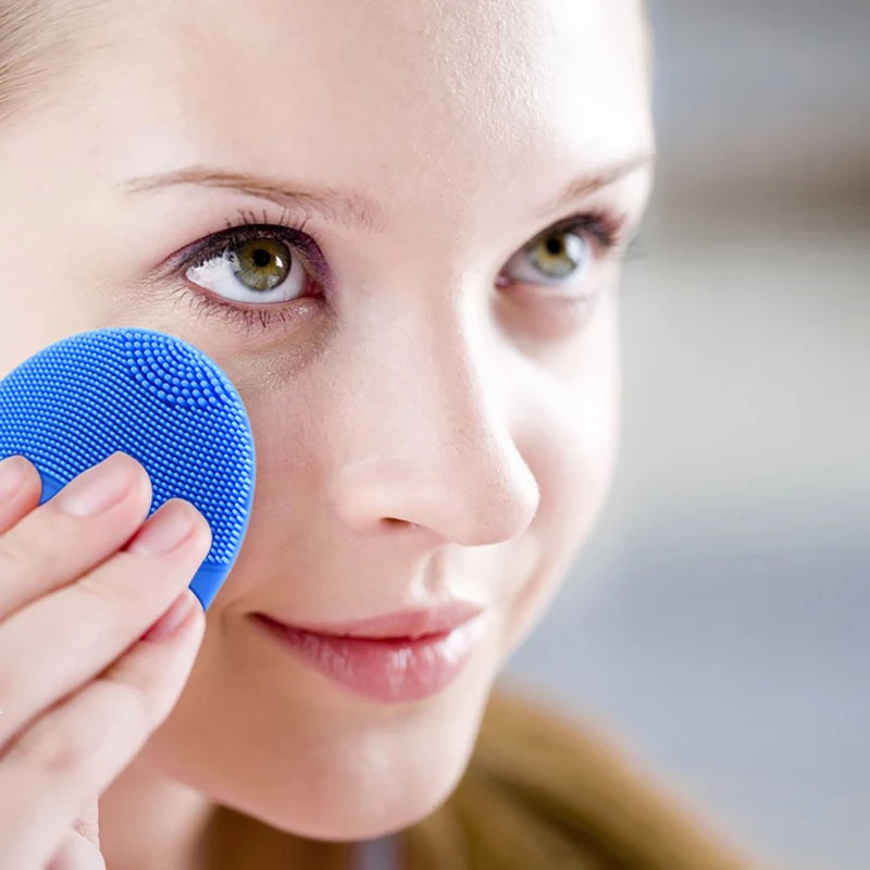 

Мини Портативная электрическая силиконовая Массажная Очищающая щетка Глубокая очистка водонепроницаемое Зарядное устройство USB инструме...