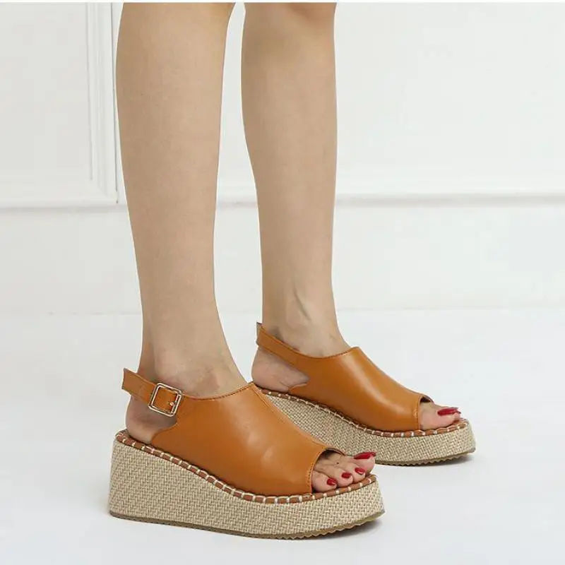 

Женские босоножки с открытым носком, коричневые повседневные босоножки на танкетке и высоком каблуке, лето 2021