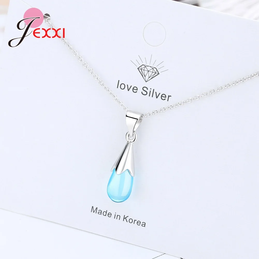 

2020 New Creative Fashion 925 Sterling Silver Natural Moonstone Crystal Pendant Necklaces For Women Jewelry