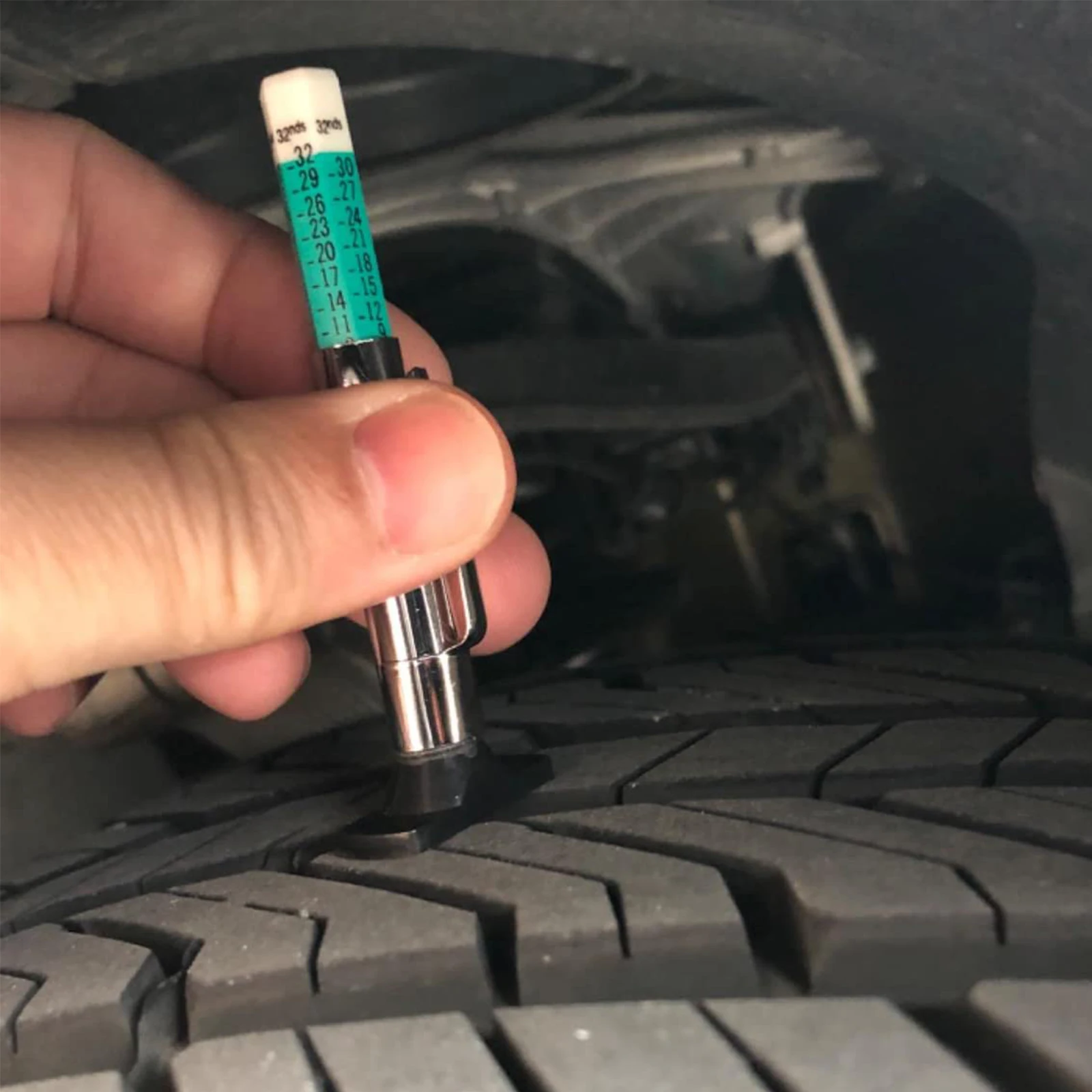 Шины для легковых автомобилей измерительная ручка кодовый глубина