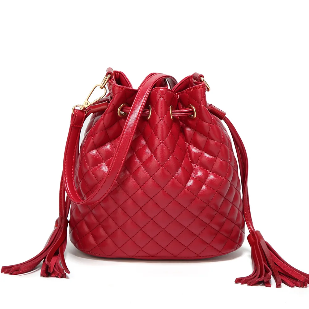 

New product Lingge tassel bucket bag fashionable multifunctional large capacity women's messenger shoulder bag Christmas gift