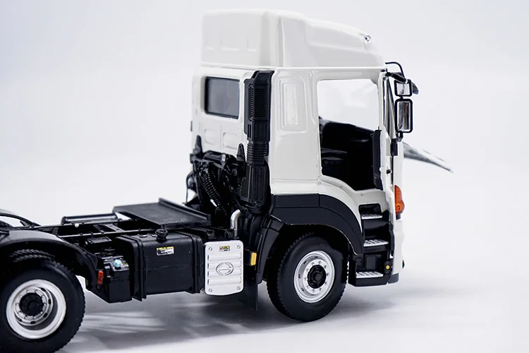Высокое качество 1:24 GAC Hino 700 модель из цинкового сплава, коллекционный и подарочный металлический моделирование Инженерная модель автомобиля