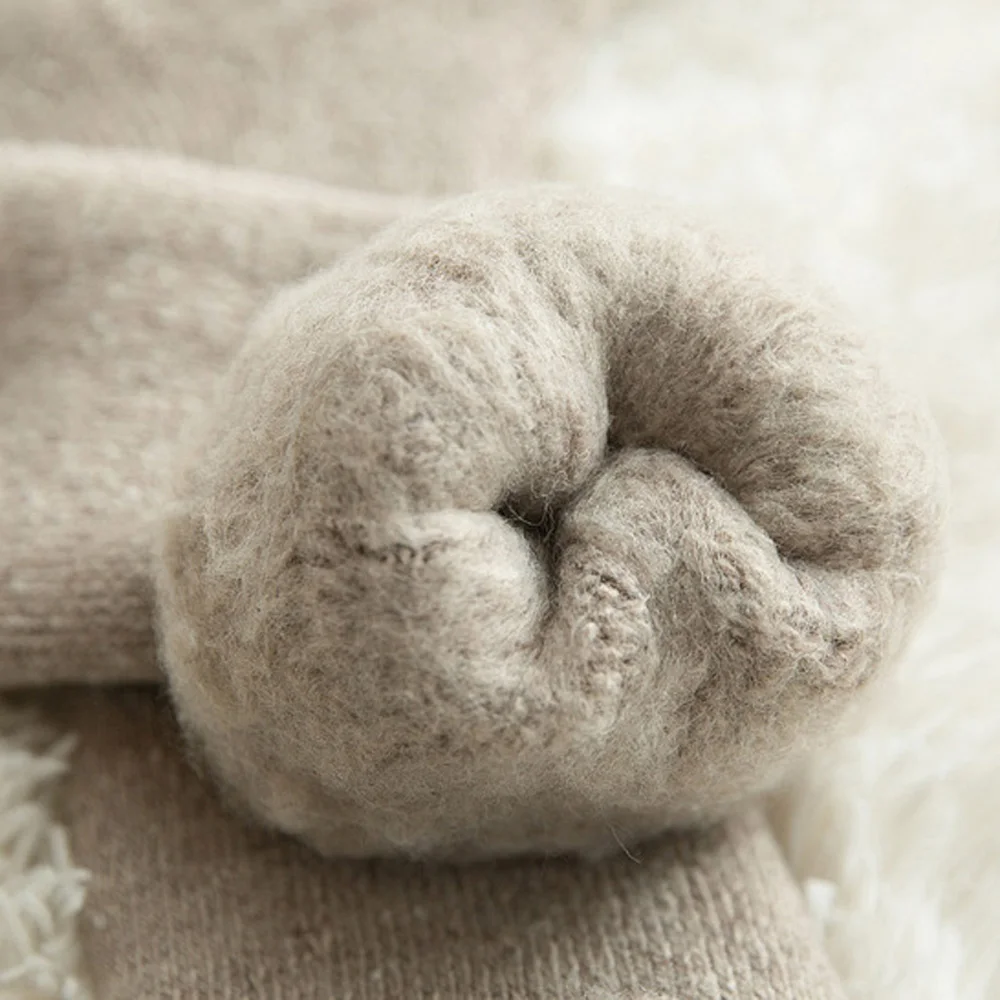 

Thicken Winter Warm Wool Socks Women Japanese Style Solid Color Towel Christmas Socks for Ladies Floor Sleeping Socks