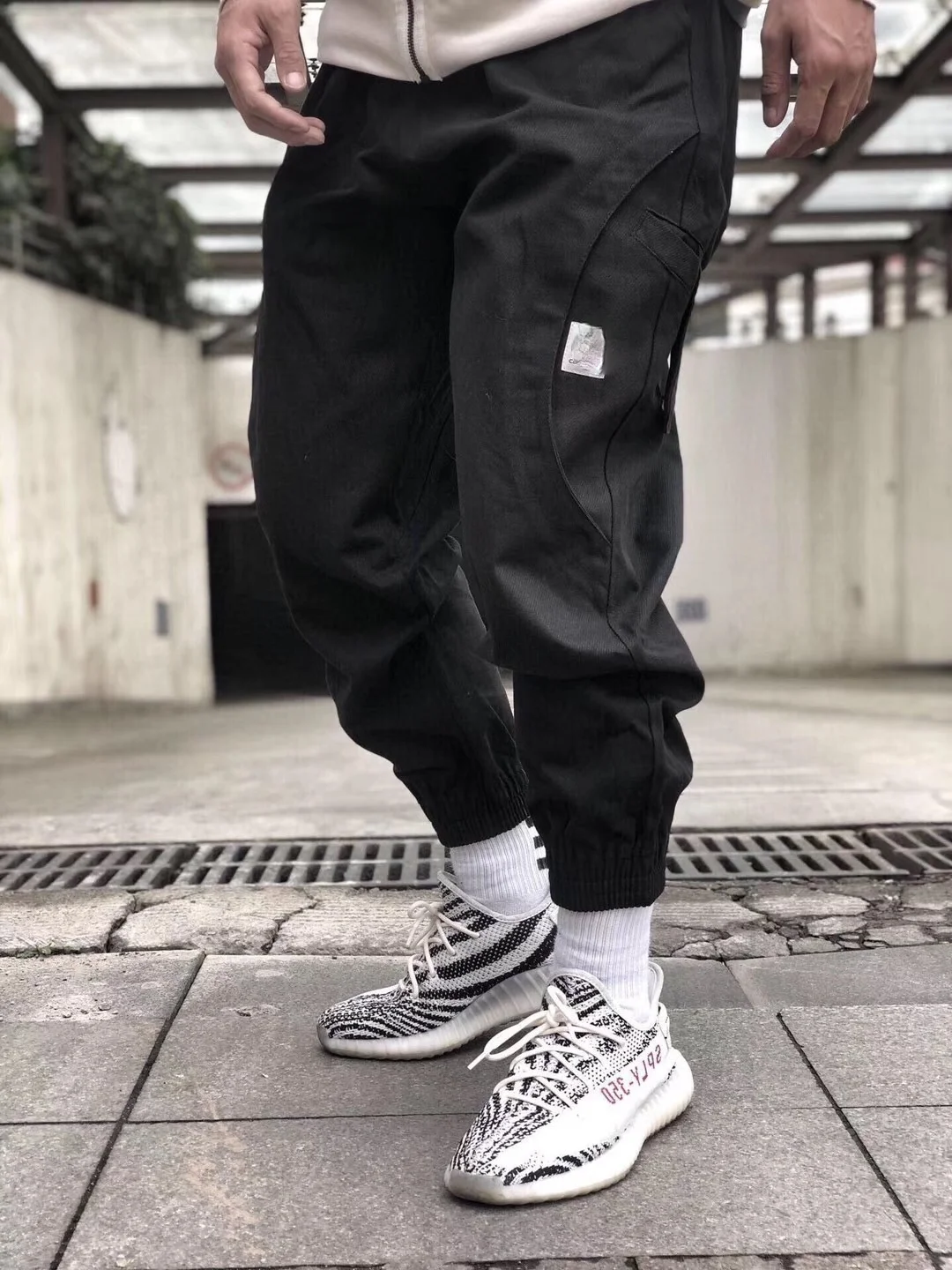 

2021 One Generation Summer New Trendy Brand Multi-Pocket Casual And Comfortable High Street Couple Tooling Leggings