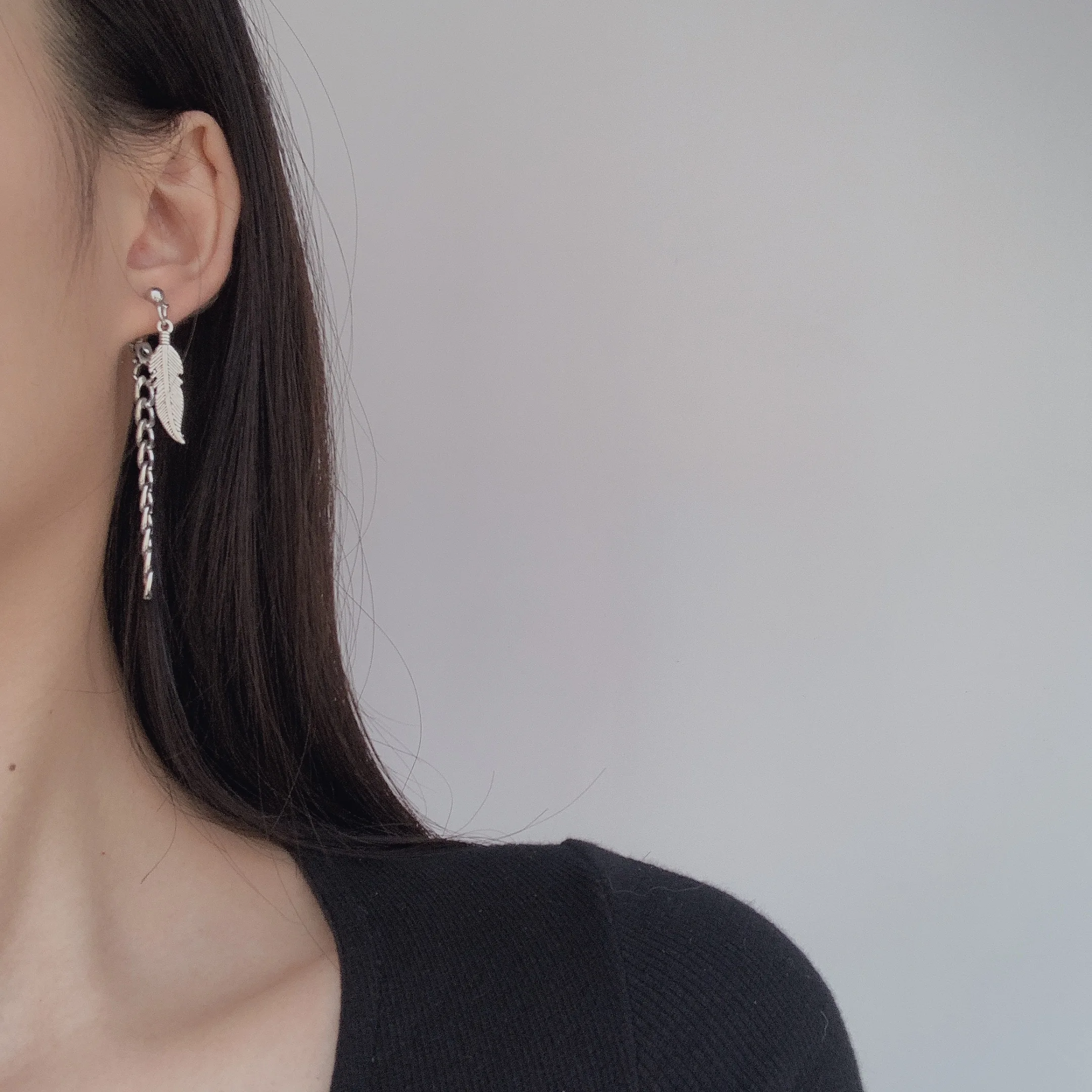 

Harajuku Korea Rabbits Lotus Pendants Long Tassel Feather Stud Earrings For Women Girl Party Jewelry