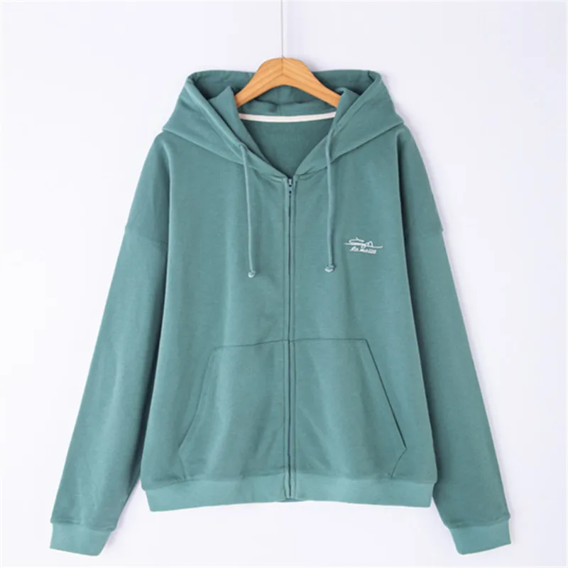 

Hoodies & Sweatshirts
