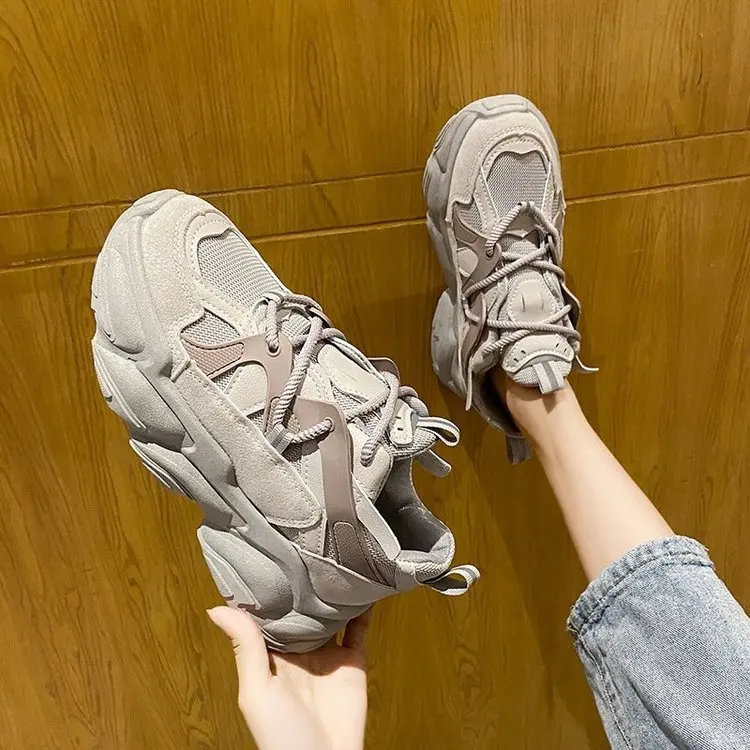 

Женские кроссовки на массивном каблуке 5 см, дышащие сетчатые, повседневная обувь на платформе, белые