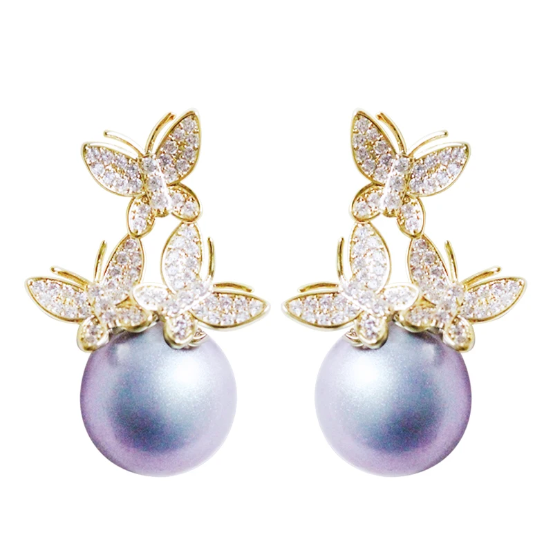 Модные изящные золотые объемные серьги-подвески с тремя бабочками зелеными или