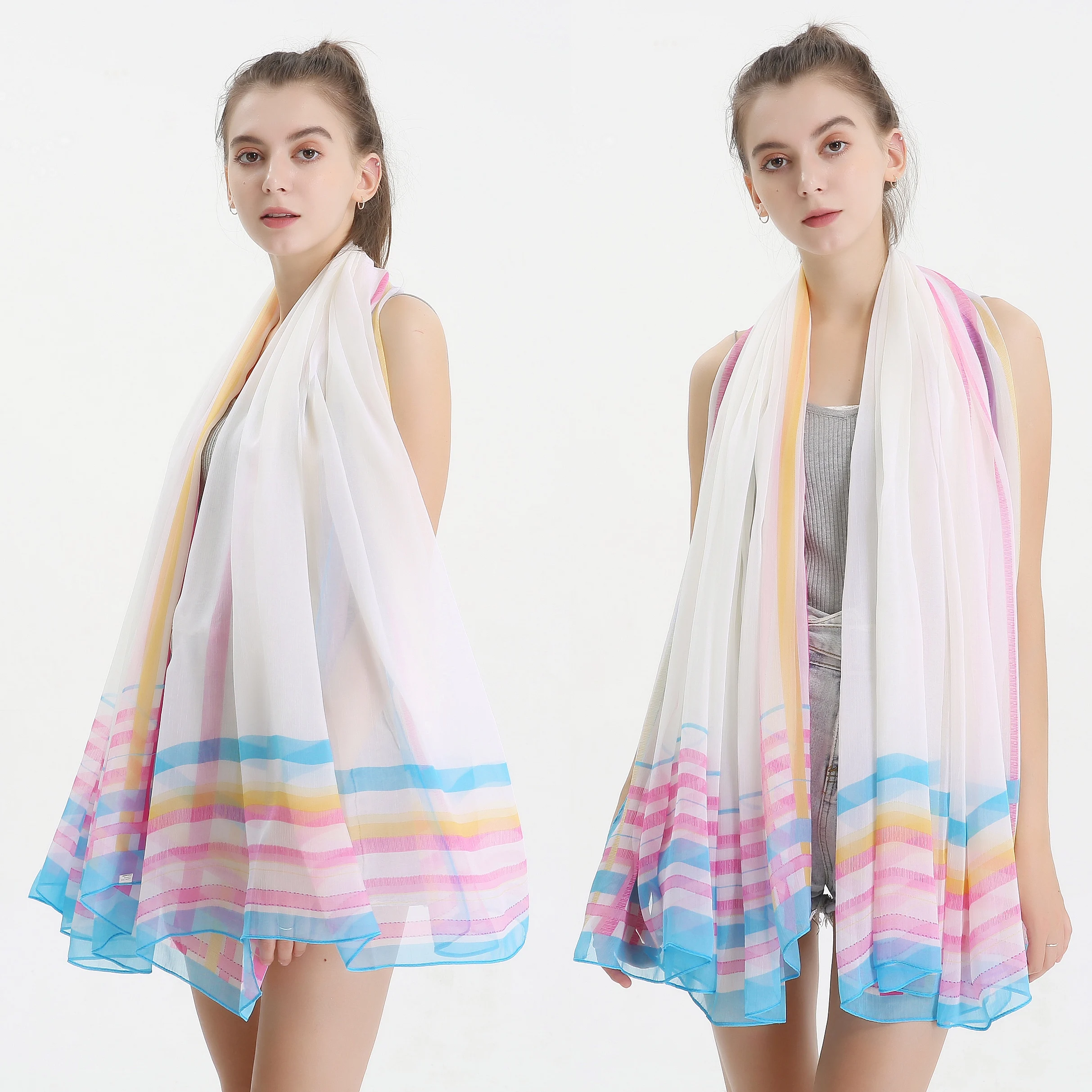 Женский шелковый шарф в полоску 180x150 см| |