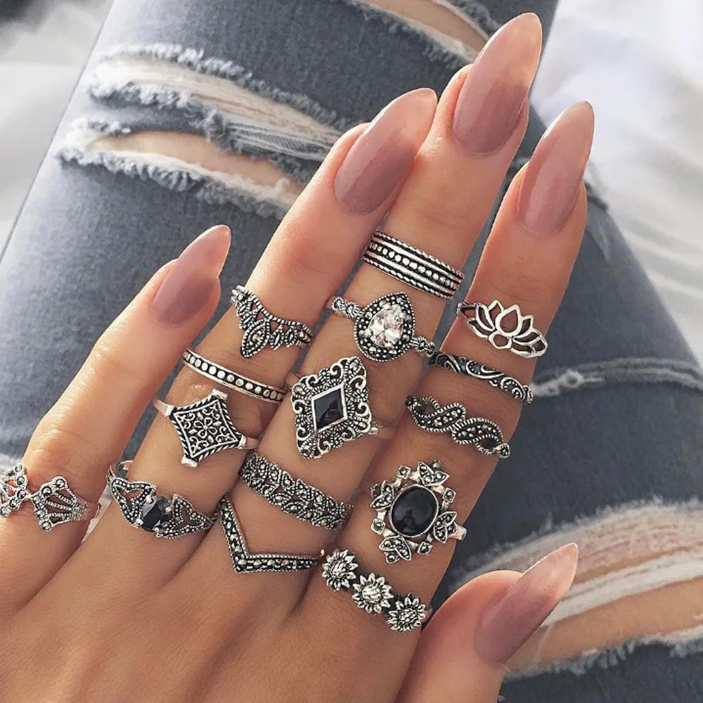 

15 Piece Retro Knuckle Ring Set For Women Antique Silver Flower Carved Rings Inlaid Black Stone Bohemia Jewelry Gifts Wholesale