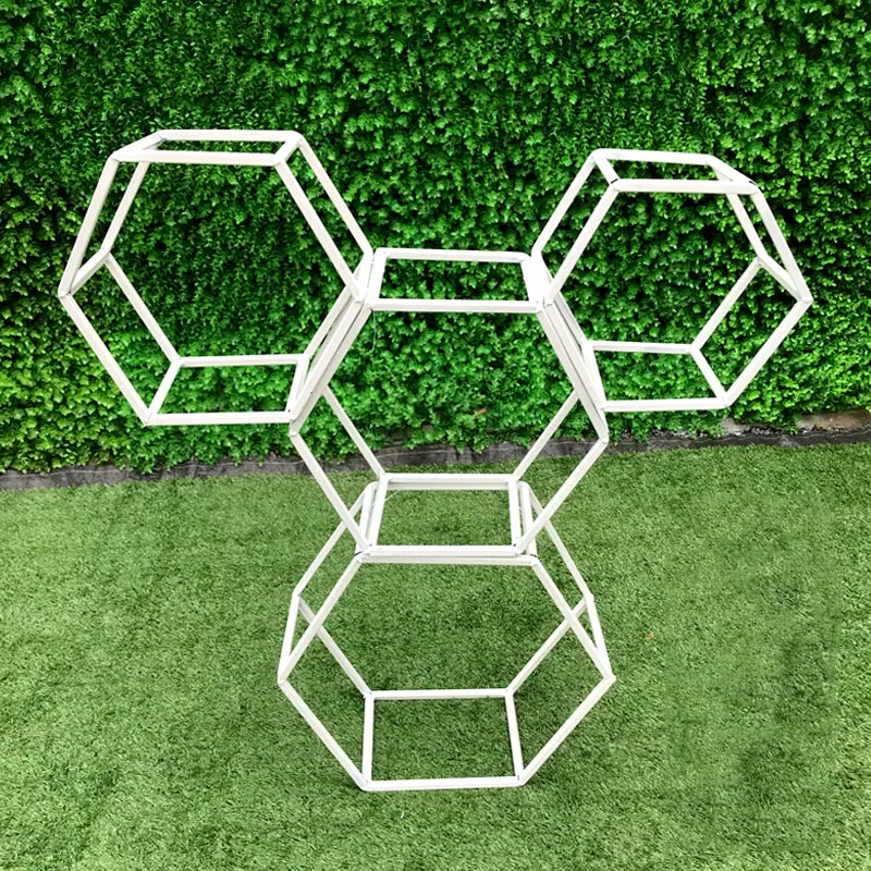 

New style wedding props golden iron art hexagonal box wedding geometric road guide decorative honeycomb props