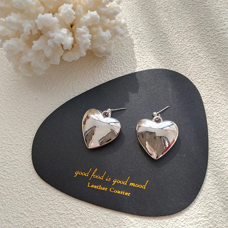

2020 trend earrings jewelry for women Metal love long geometry hip hop Korean Earrings Fashion woman earrings 2020 For gifts
