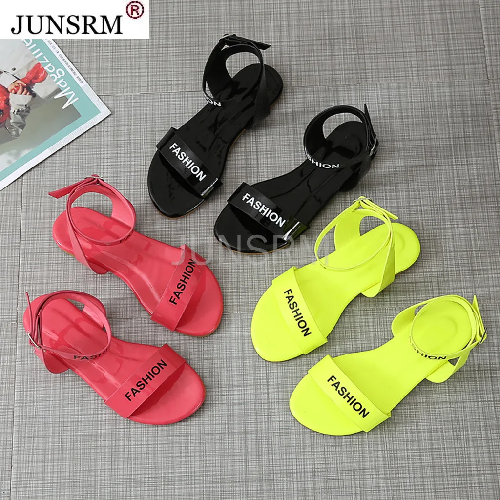 

Summer Woman Beach Shoes Letter Printed Candy Colors Flat Bottom With Non-slip Fashion Sandals Large Size Zapatos De Mujer#g3