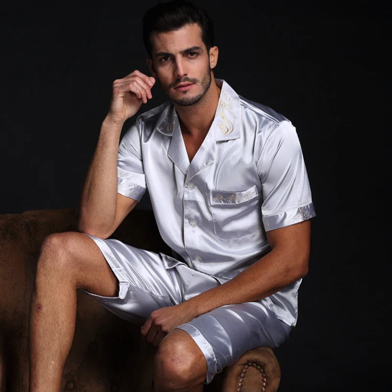 Новые мужские пижамы комплекты атласные шелковые футболки + шорты для мальчиков Пижама нарядное платье с v