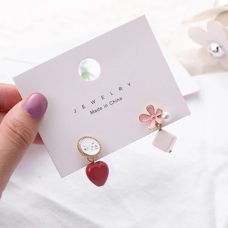 

2020 New Korean Sweet Red Heart Women's Earrings Fashion Geometric Square Flower Stud Earring for Women Girls Jewelry