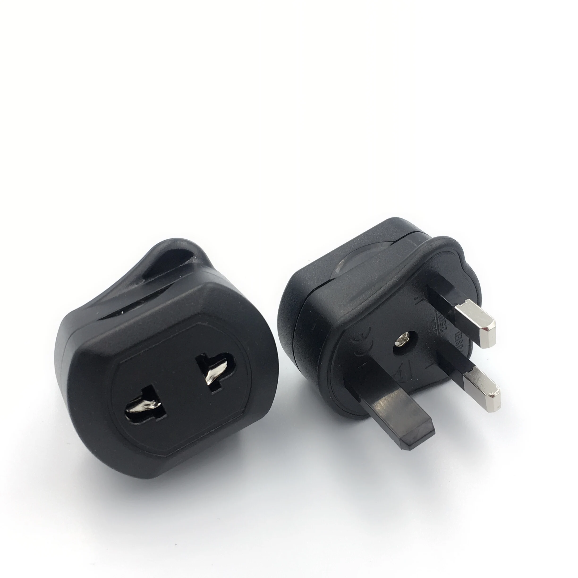 Адаптер для путешествий в Великобританию с предохранителем. Штепсельная Вилка