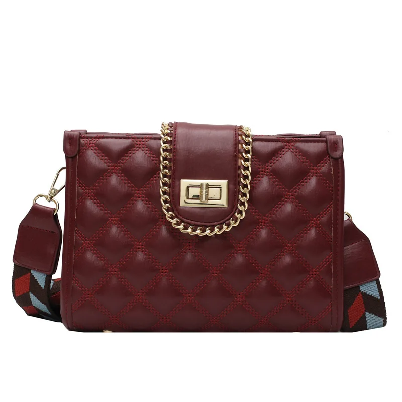 

High-end small square bag 2021 spring fashion new trend shoulder bag female simple diamond chain bag wild messenger big bag