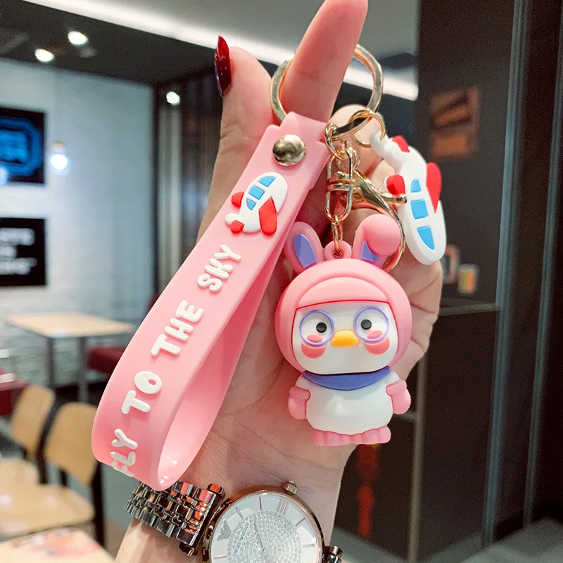 

Lovely Little Duck Pilot Keychain Cartoon Silicone Doll Women Bag Charm Accessories Car Key Couple's Pendant Keyring Fine Gift