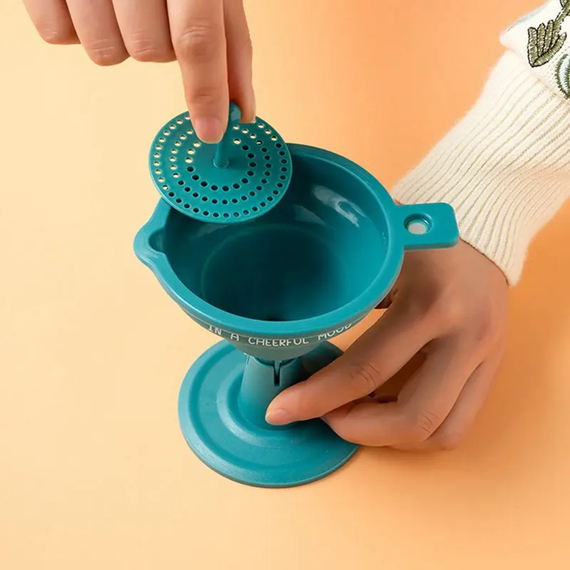 

Oil Funnel Filter Kitchen Multi-function Funnel Set Oil Hopper Filter Oil Can Sub-packaging Plastic Funnel Lid Kitchen Tools