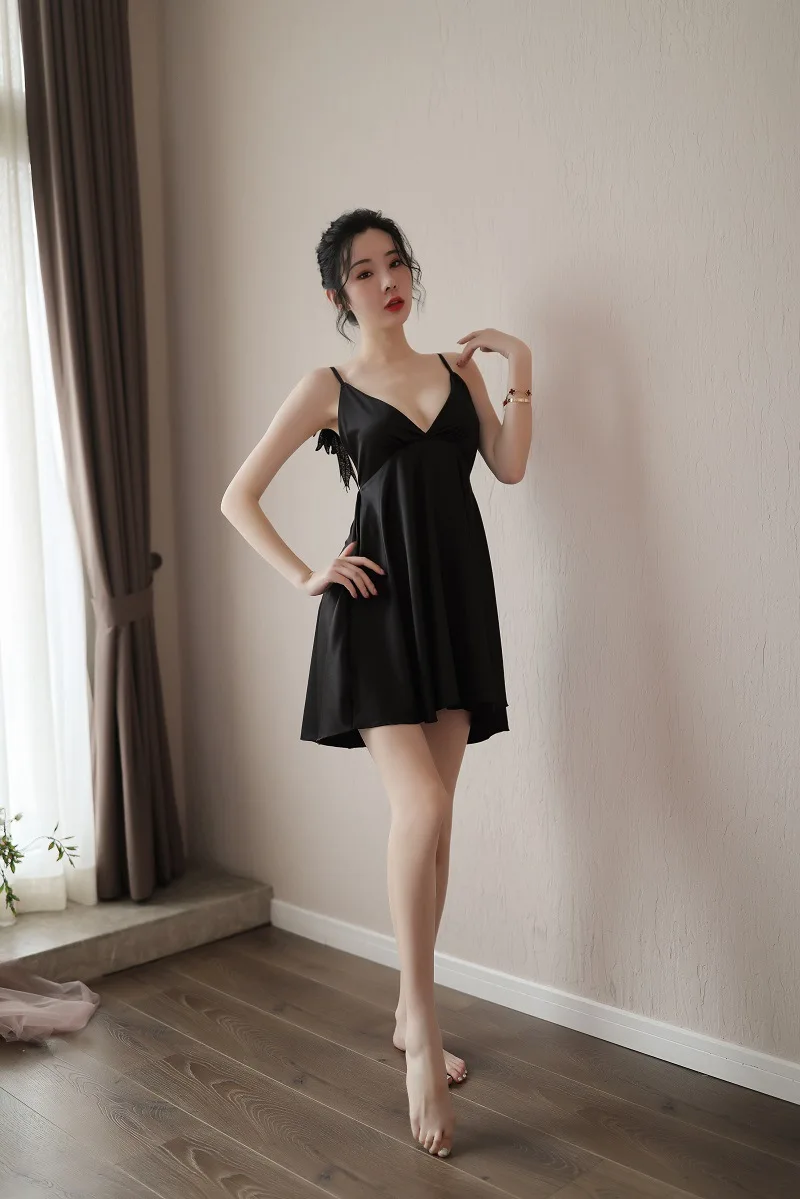 

Sexy Backless Women Nightgown Comfortable Silk Wing Sleeping Dress Sexy Sleepwear Angel Cosplay Spaghetti Strap Lingerie