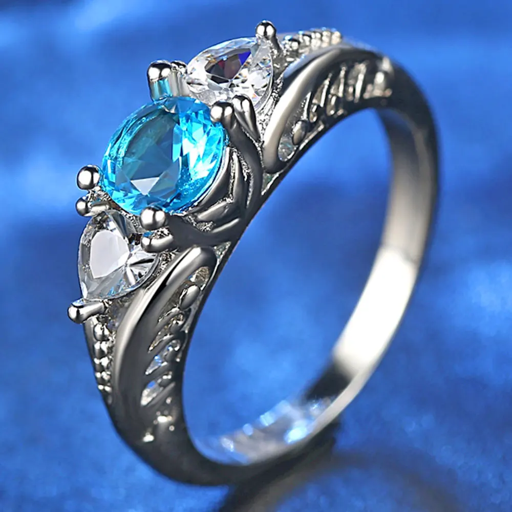 Кольцо обручальное женское с цирконом классическое Ювелирное Украшение в стиле